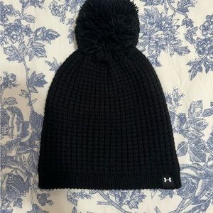 Black Under Armour beanie